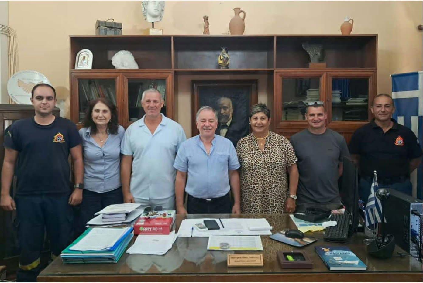 Le chef du centre de secours des pompiers de Port-de-Bouc en visite à Kalymnos