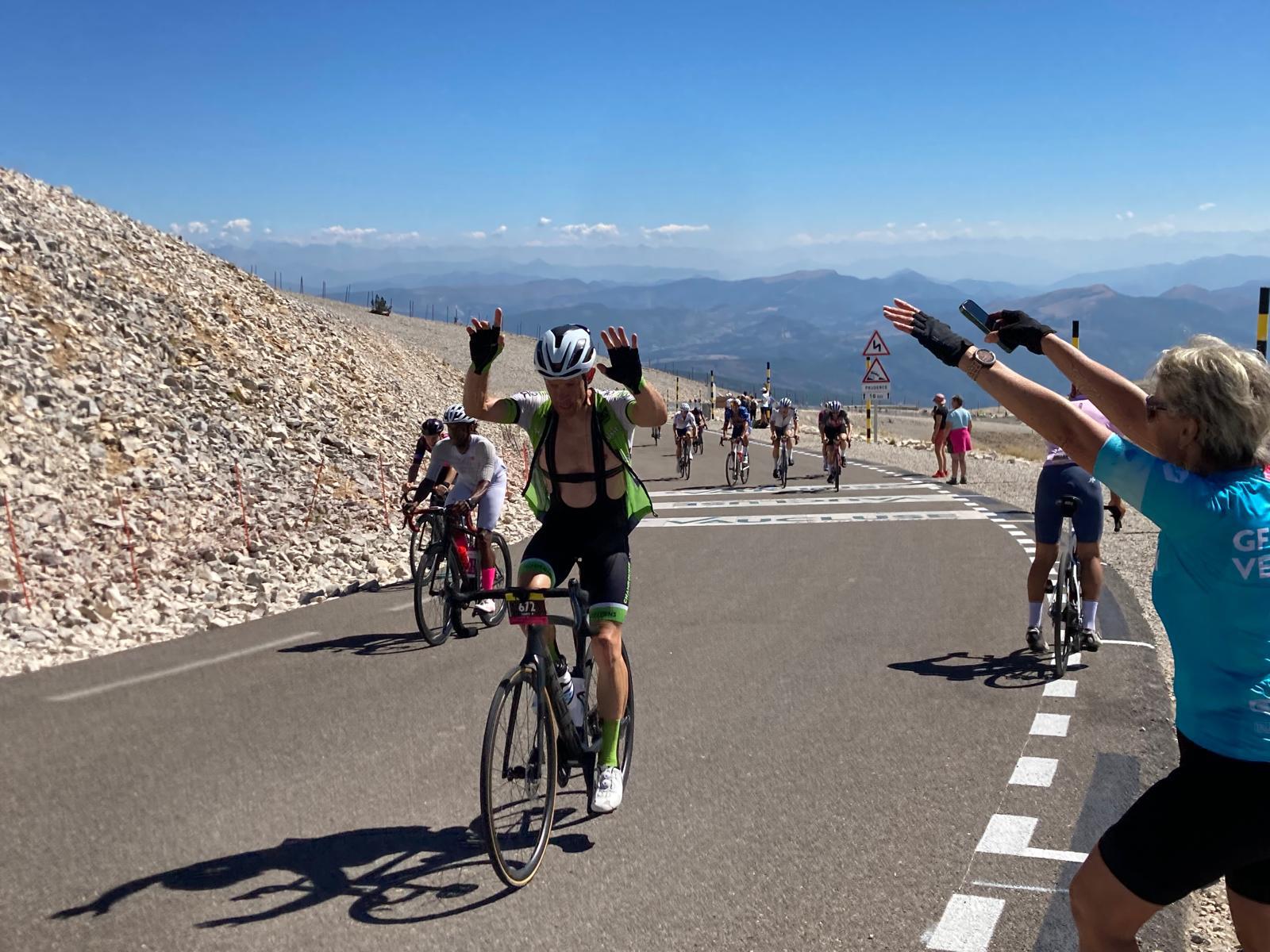 Plus de 10&nbsp;000&nbsp;cyclistes à l’assaut du Ventoux