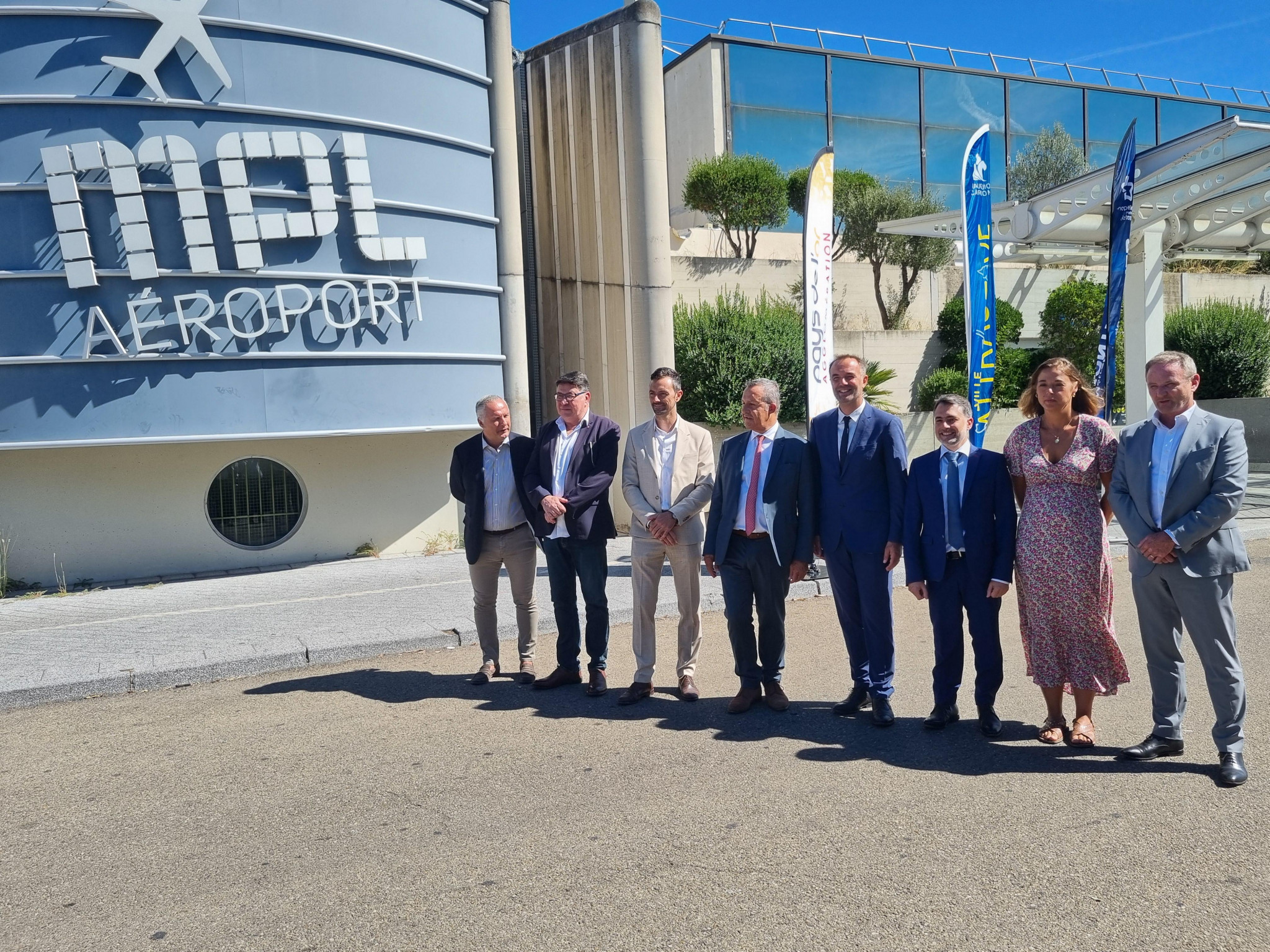 Un tramway jusqu’à l’aéroport sans doute mais, pas jusqu’à la mer
