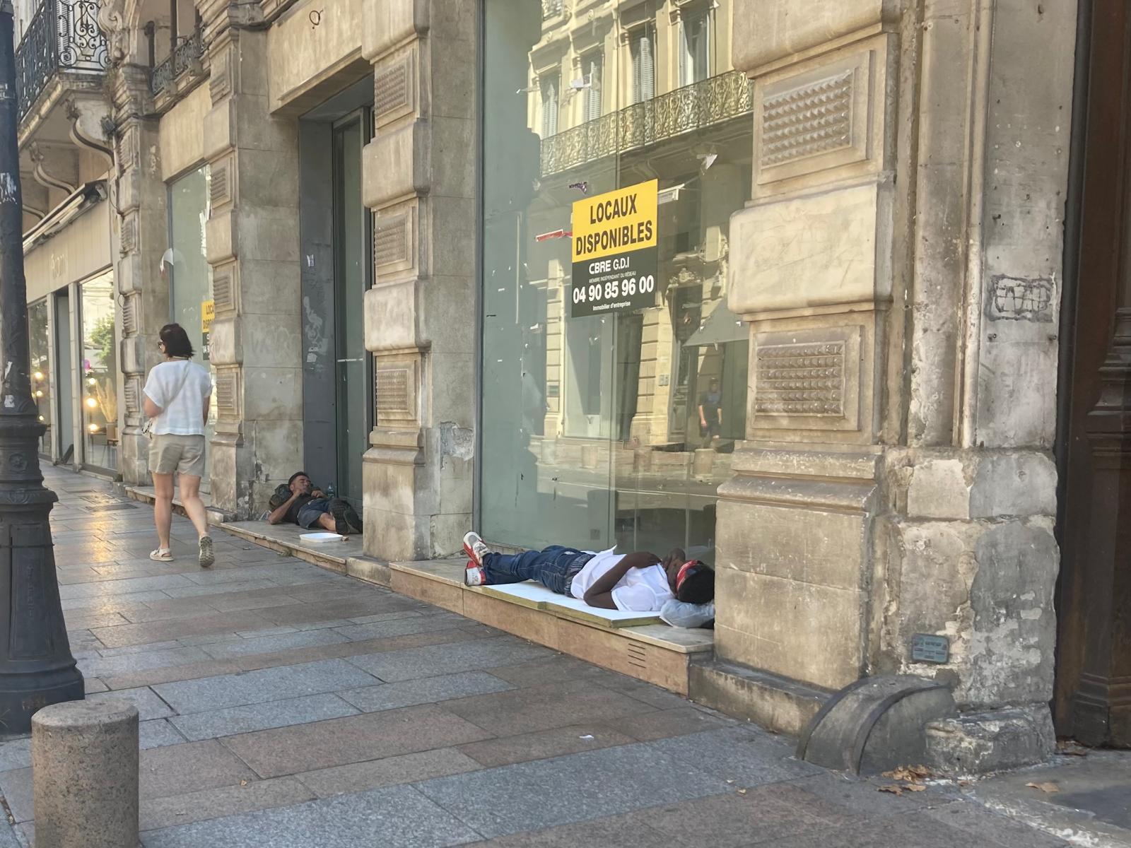 L’arrêté contre l’occupation de l’espace public suspendu à Avignon