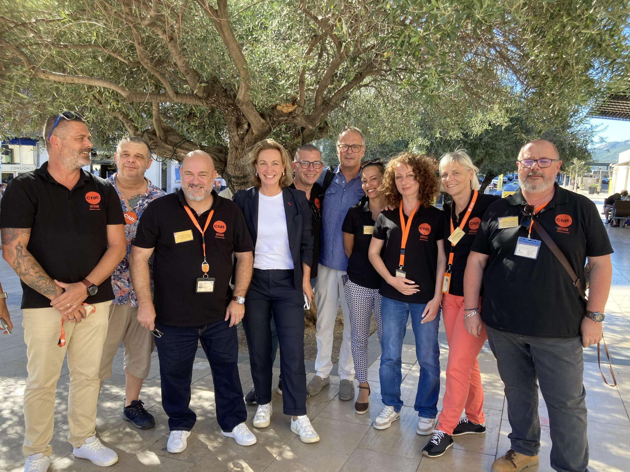 La patronne de la CFDT sur la base navale de Toulon