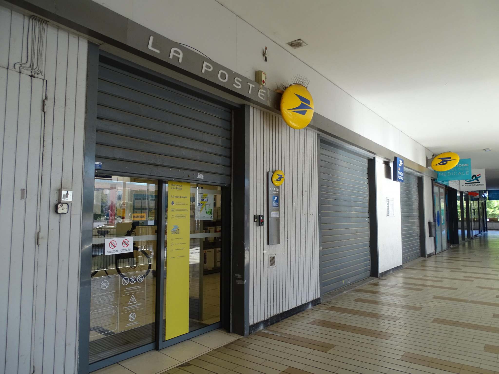 Menace sur la Poste à la Rouvière