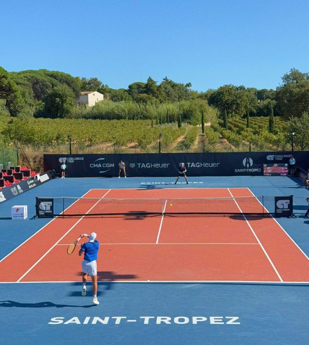 Saint-Tropez star de la petite balle jaune cette semaine