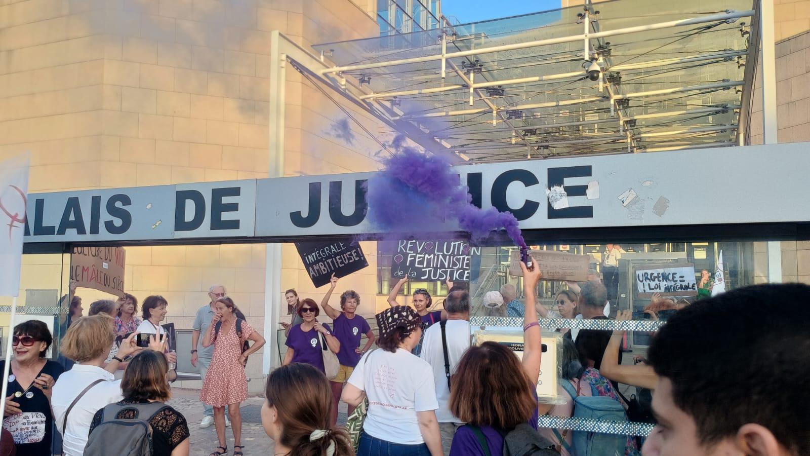 [Violences sexuelles] À Avignon, un rassemblement hebdomadaire pour avoir plus que «&nbsp;des mesurettes&nbsp;»