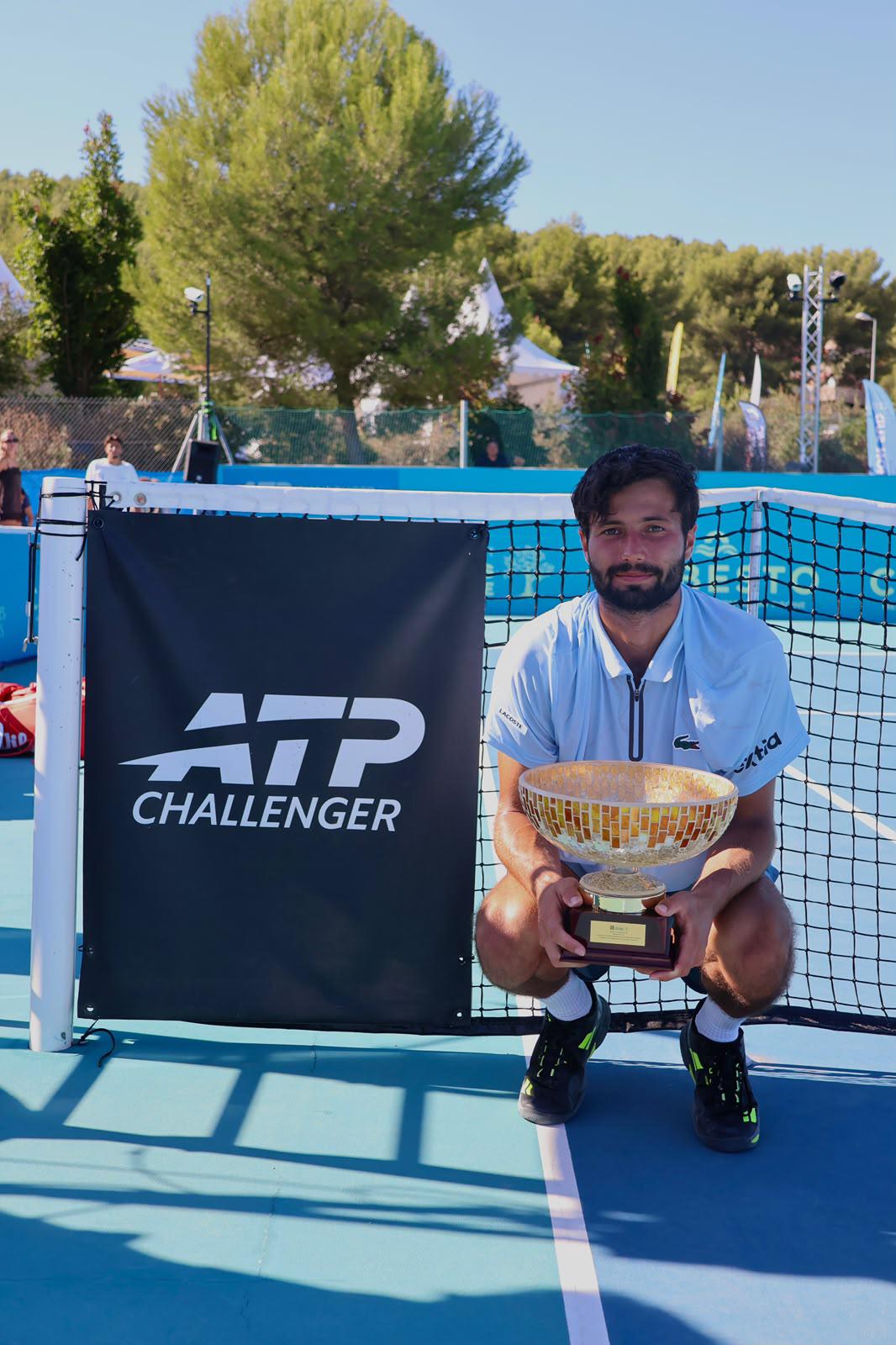 Titouan Droguet décroche son troisième titre Challenger à Cassis