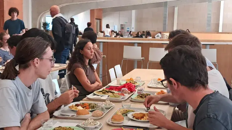 À Marseille, plus de service du soir au resto universitaire Galinat