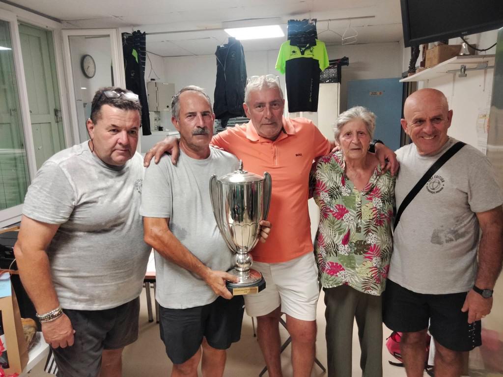 À Puyricard, premier Souvenir Jacky et Bruno Anginoni
