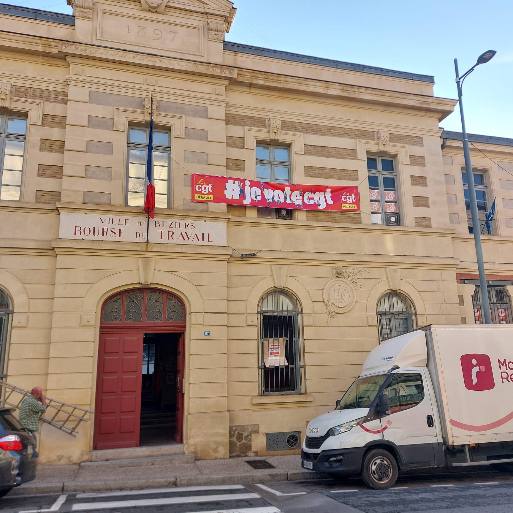 À Béziers, Robert Ménard rêve de chasser les syndicats