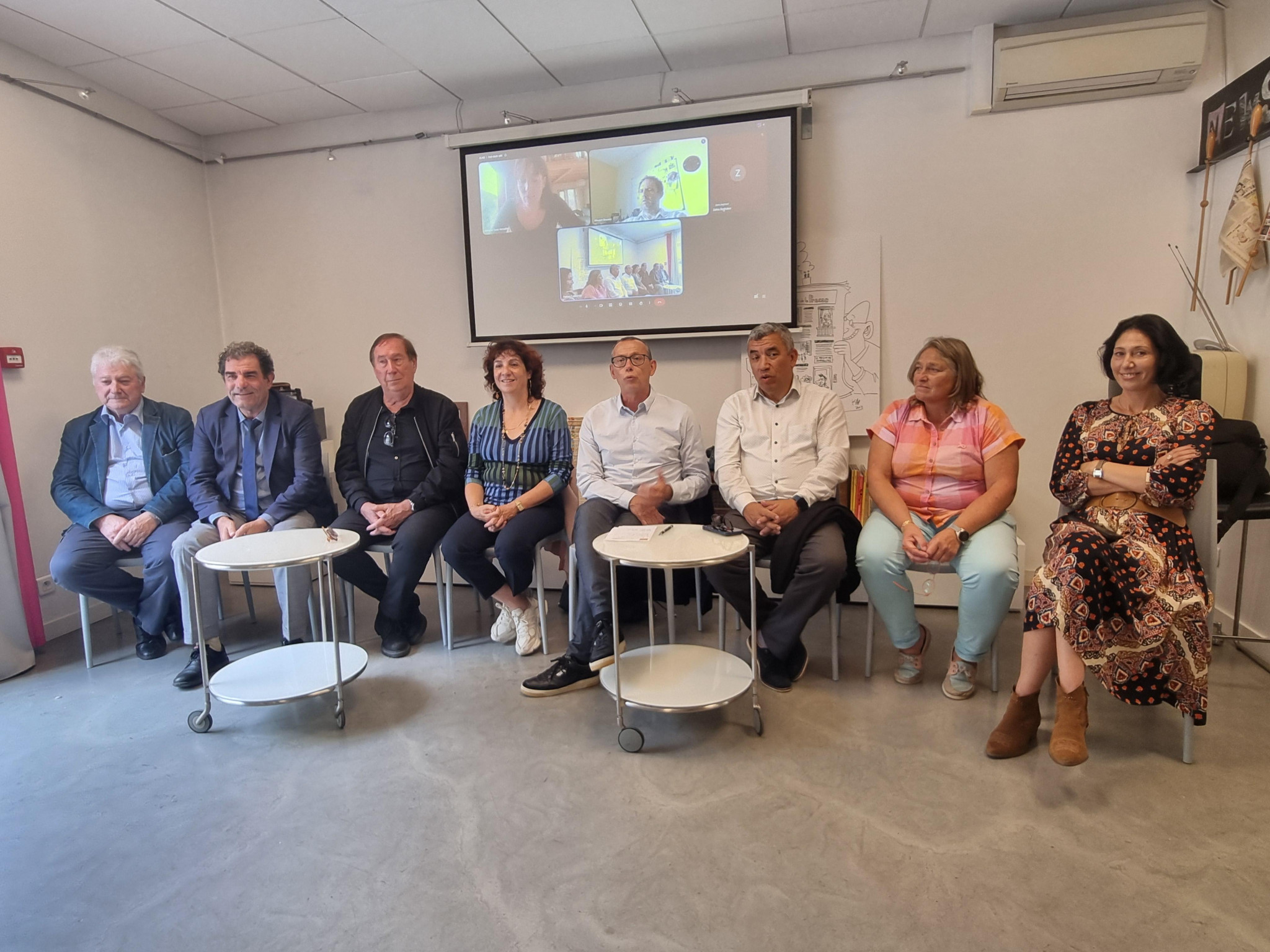 [Primaire PS/Place Publique] Les «&nbsp;extrêmes&nbsp;» renvoyés dos-à-dos chez Glucksmann