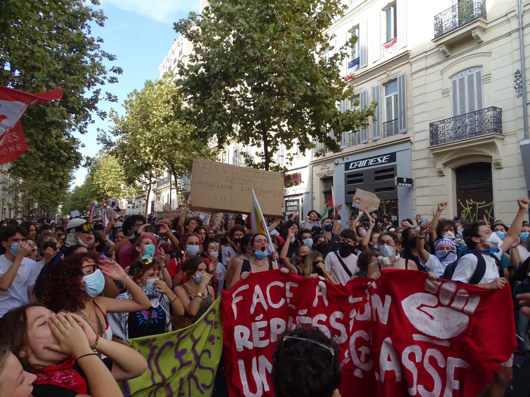 La convergence vers le mouvement lycéen