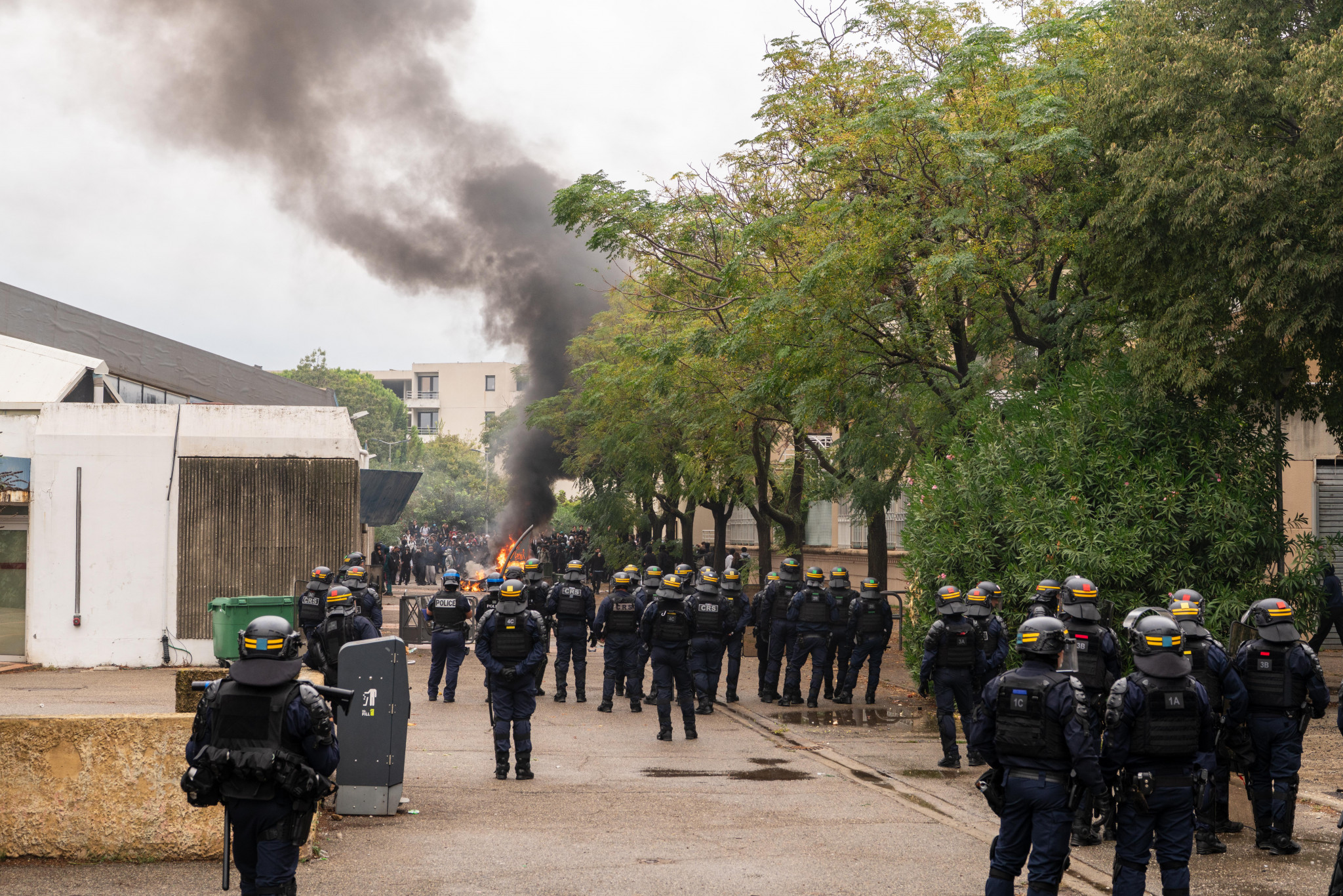 À Istres, blocage et tensions devant le lycée Arthur-Rimbaud