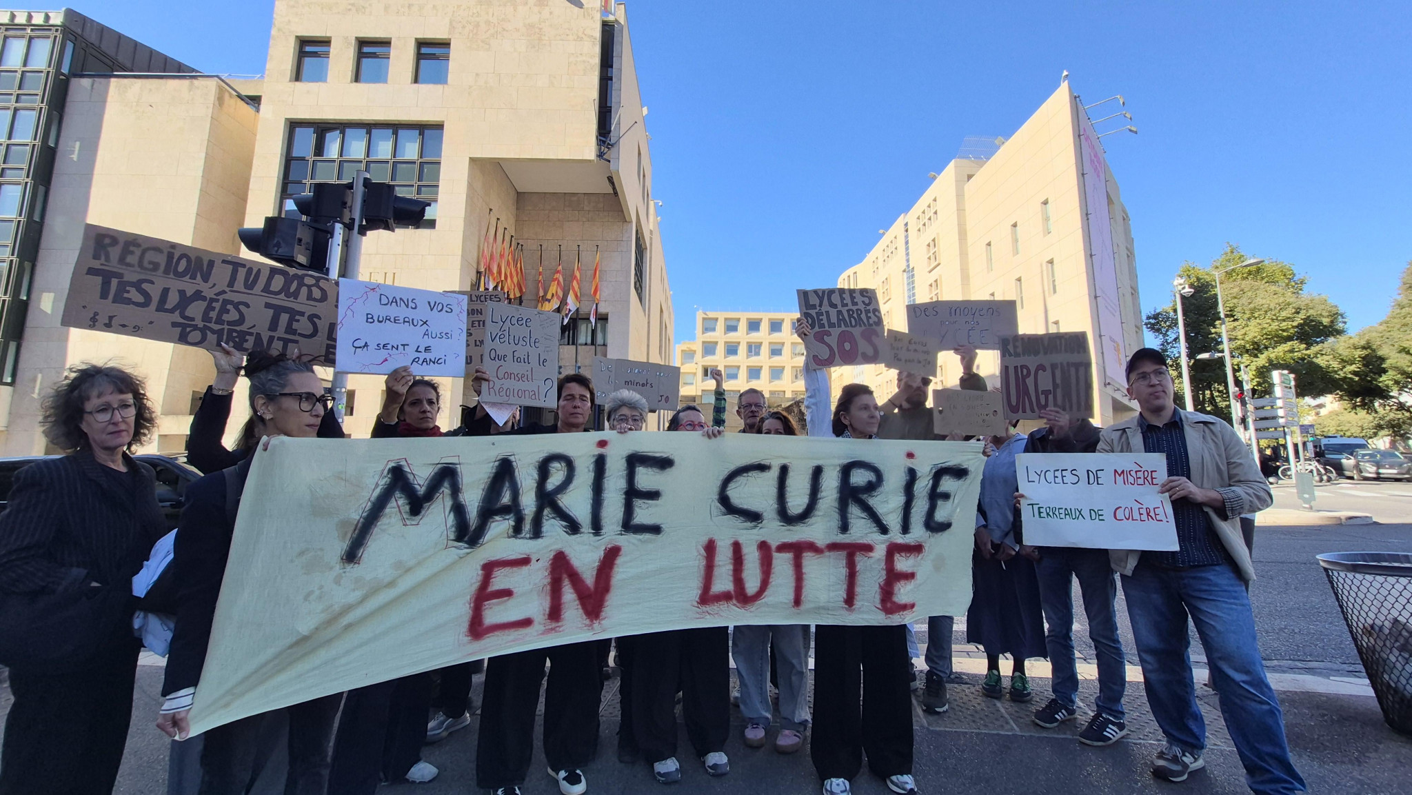 Une première avancée pour le lycée Marie-Curie à Marseille