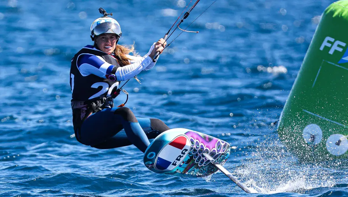 Lauriane Nolot surfe sur les vagues du succès